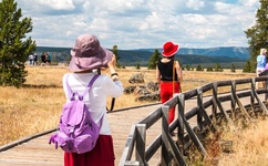 19岁RAPPER潮水偷轨仙踪林